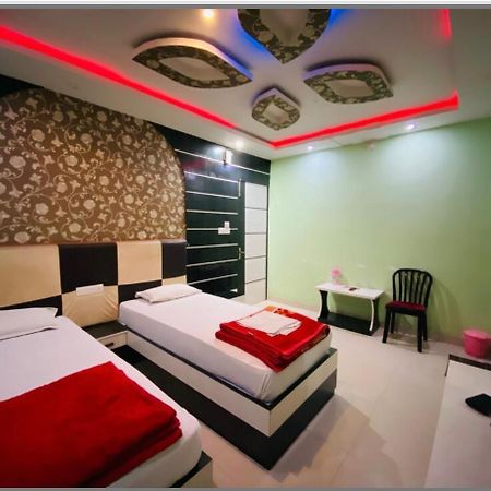 Hotel Basant Vihar International à Gaya Extérieur photo