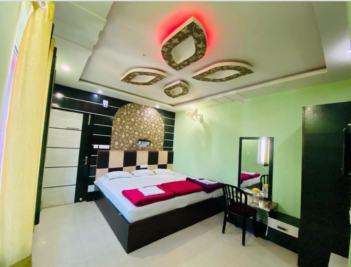 Hotel Basant Vihar International à Gaya Extérieur photo