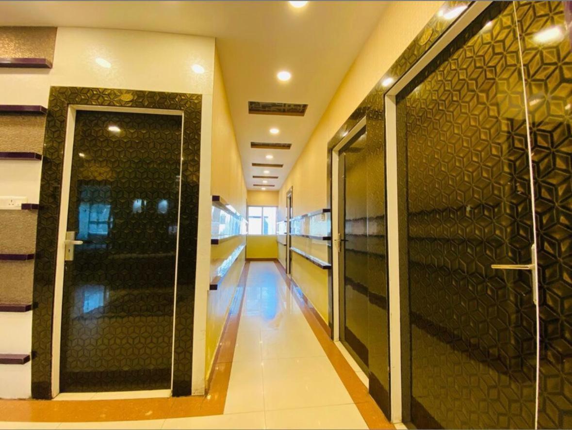 Hotel Basant Vihar International à Gaya Extérieur photo