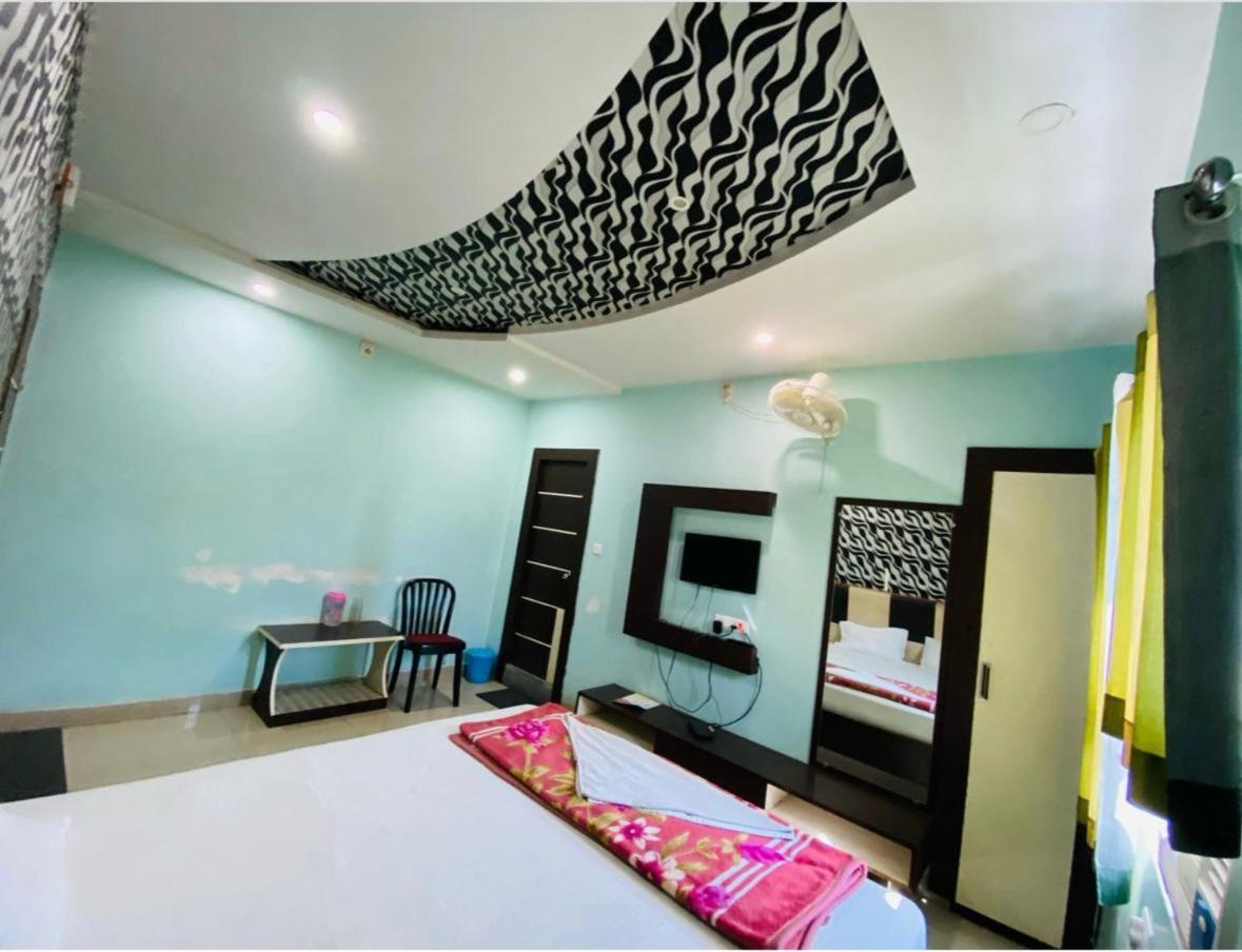 Hotel Basant Vihar International à Gaya Extérieur photo